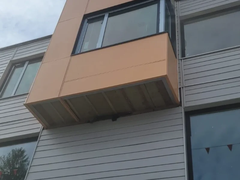 Xwemelch'stn exterior detail
